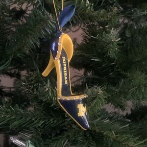U of M Michigan  Women's High Heel Ornament - Navy and Gold